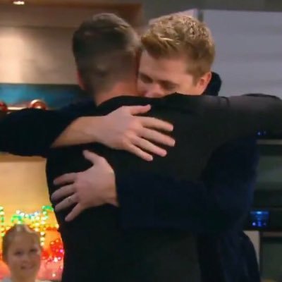 robron12345's profile picture. 