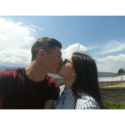 17 primaveras🌺
 XXIV-XII-MMXVIII👩‍❤️‍💋‍👨🐨