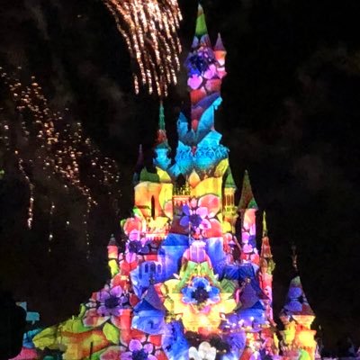 Ellie_Outside_'s profile picture. Life isn’t measured by the number of breaths we take but by the moments that take our breath away. 📷 insta ellie_outside