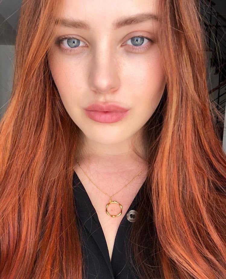 100% #Swiftie💓🐍
Katherine Langford 🌈