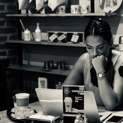 mfcorreadeza's profile picture. Economista. Docente e investigadora en @Economicas_UNT. Directora Ejecutiva @LapdeUNT. “De todo, la mitad”