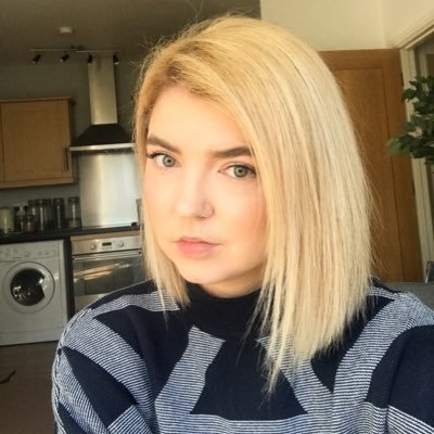 Endometriosis & Crohn’s awareness | LGBT | Blogger, Copywriter & Digital Marketer | Girl Boss | 🏴💜🎗