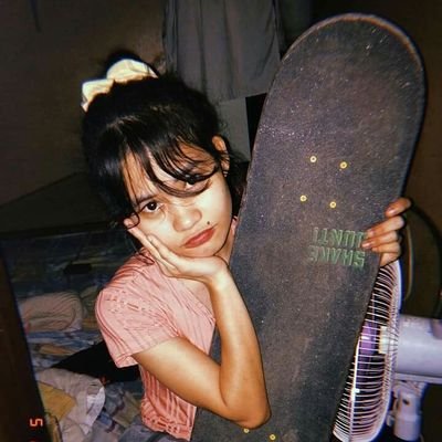 shiin19xx's profile picture. Hi I'm a Army💜
