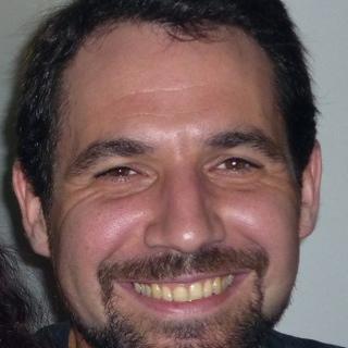 Ing. en Sistemas, patagonico por adopcion, enfermo de las series, convencido que las cosas van a mejorar si nos ocupamos TODOS.