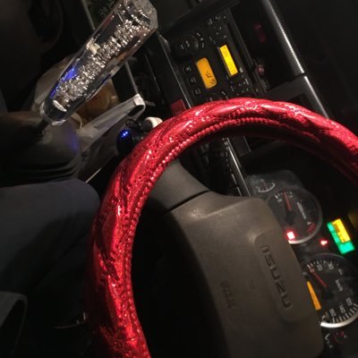 ゼロクラ3,5L後期乗ってます🙂 車好きバイク好きな人フォローお願いします😐  あとBOOWY,B'z,浜崎あゆみ好きです🤤