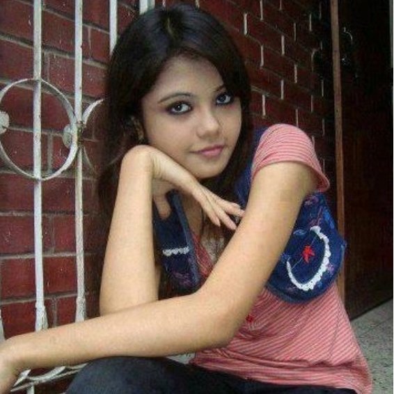 Angelmittal6's profile picture. Innocent