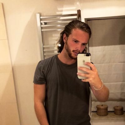 Barney_Harrison's profile picture. insta - @barneyharrison