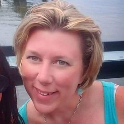 julie_comardo's profile picture. Podcast hostess of The Driven Youth, passionate, hard working, growth minded, professional educator.  Digital Literacy Coach @ecps and Mindset Coach for Teens!