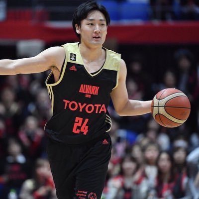 アルバルク東京、川崎ブレイブサンダース、富山グラウジーズ、栃木ブレックス、琉球ゴールデンキングスが好き！！