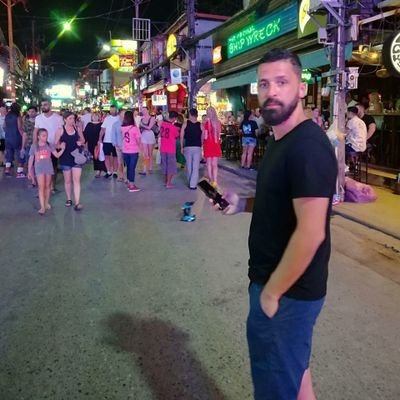 makisRAZBIVAKIS's profile picture. 