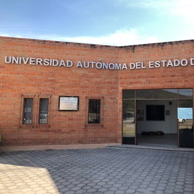 Escuela de Estudios Superiores del Jicarero UAEM, con las carreras de Biología, Nutrición, Enfermería y Psicología.