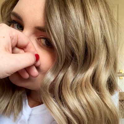 AmyLouisa1's profile picture. 