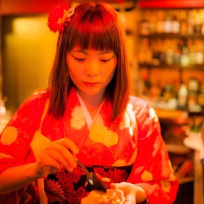 飲み屋のママです。旅行、スノーボード、スキューバダイビング、食べる&飲む事が大好きです。BTS沼にハマりまくりで、最近、韓国語とダンス始めました♡ 美味しい物を食べ、美味しいお酒を飲み、素敵な方々との出会いを楽しみに日々素敵な場所へ行き続けます♪