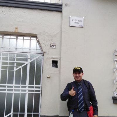 pacoperu85's profile picture. Viviendo y dejando vivir