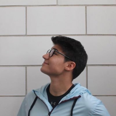 BHS‘ 20 i like to take pictures and make jokes :)