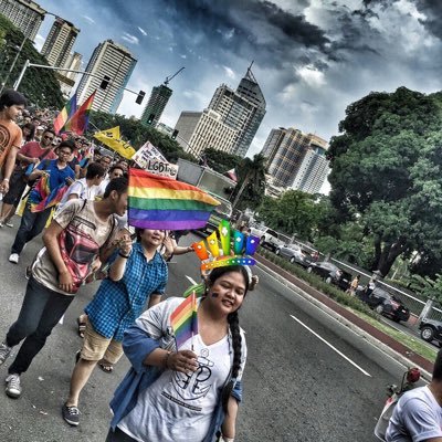 WithMsDirection's profile picture. — ♀Feminist.Fangirl.Filipino ♀ —Businessminded|Fangirl|Lover|Foodie|Traveler| IG:@withmsdirection