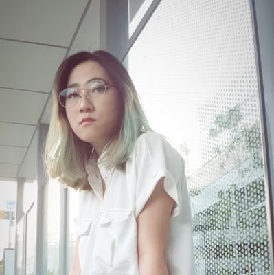 writer of 1000+ soap eps 🙃 | 🇺🇸🇸🇬 | GLAAD List 2024 | usc screenwriting mfa '24 | chief memer