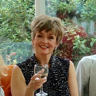 Hellsie2010's profile picture. Community, village life, countryside, volunteering, ukulele jam leader, teacher @nutsukes and band member, gardening, cooking, family. 🥰