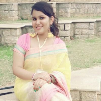 Jio aur jeene do!
Indian, Meditator, Singer, historian, Foody(love for indian delicacies)
Volunteer with Art of Living.