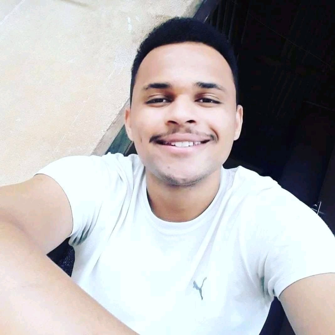 Renanxa10949709's profile picture. estudante 📚💪/ 22 anos/ capricorniano♑