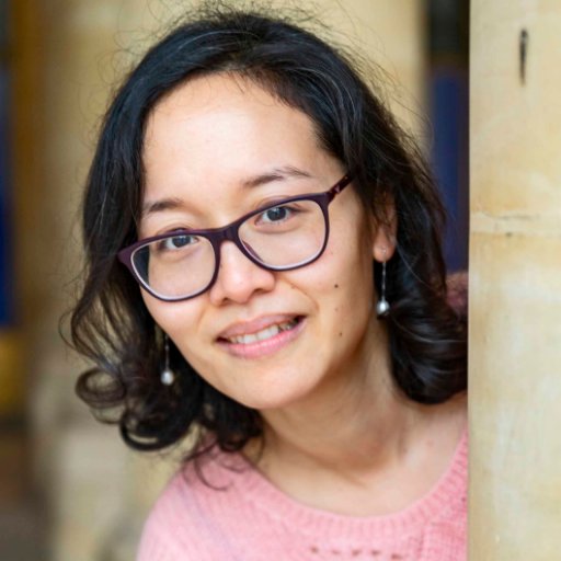 ViraHeng's profile picture. Coach en entreprise et de particuliers, adepte des bonnes tables, des voyages à l'autre bout du monde et des livres...