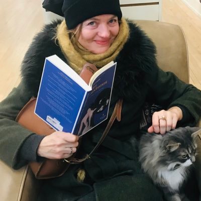 siobhanjamison's profile picture. author, maternity & other corsets @quattrobooks; teaches @senecacollege; MA @universityofhull