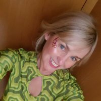 Helen Hurley - @HurleyH14 Twitter Profile Photo