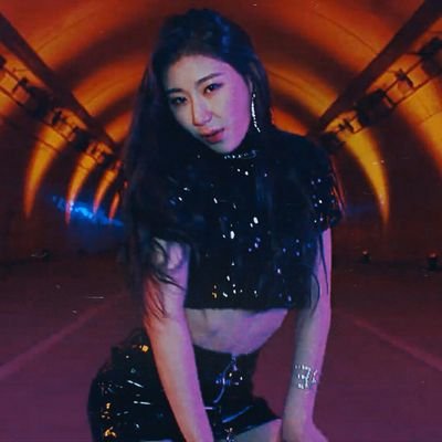 ITZY's Lead Dancer and Lead Vocalist—
Lee Chaeryeong(채령)