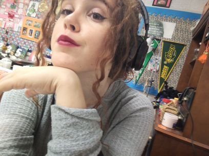 name: ari
my loves: learning japanese, reading, and avoiding homework, and the word cheese
my hates: existing