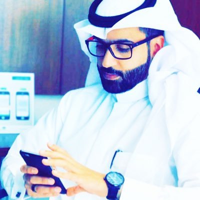 صامت جدا راضي بما كتبه الله لي ، حتى لو كان وجعا يقتلني فالحمد لله
