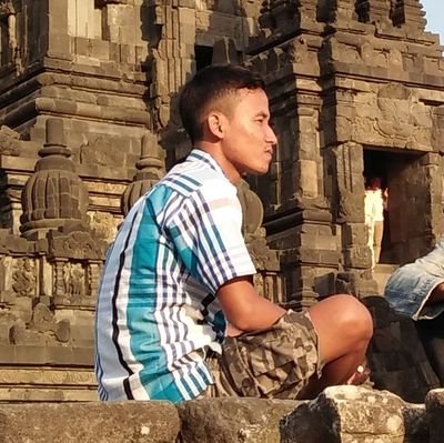 rukun agawe santoso.. pecah agawe bubrah ...
siji wadah ojok sampek pecah ..
seduluran selawase
YT Channel . SALNI AREA