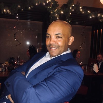 yaredta's profile picture. study's solid state in Electrical Engineering from CSUN, currently self employed in lodging business