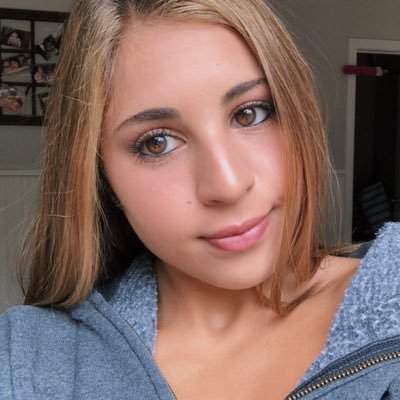 luhageee's profile picture. 