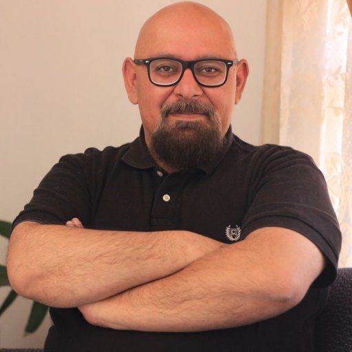 Hay dos cosas infinitas, el Universo y la estupidez humana ... del Universo no estoy tan seguro.