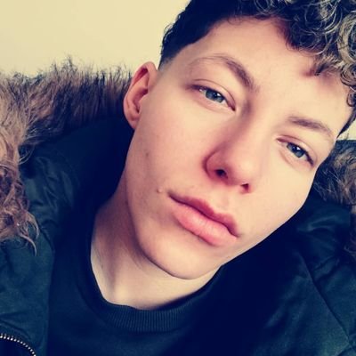 Thesoph19's profile picture. 22🎉