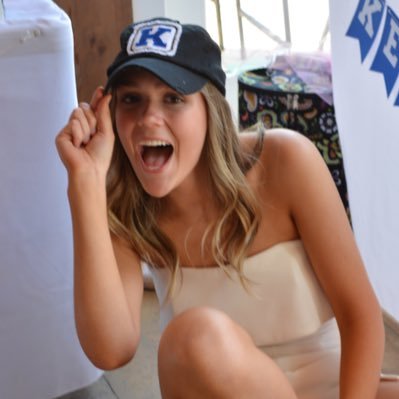 sammy_lovett99's profile picture. Psalm 27:1 // POI // #BBN // Proud American // Pro- Israel // Arbonne Independent Consultant 💚