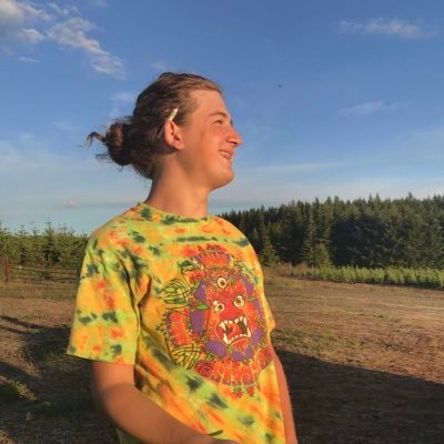 Evan_Wilson17's profile picture. judge less love more