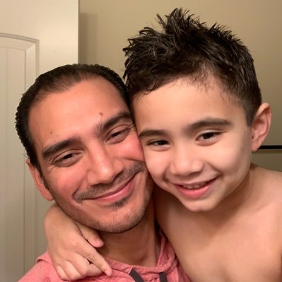 el_dontx's profile picture. Crowd Surfer