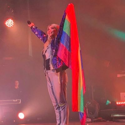 - Compte Fan Francophone 🇫🇷🇧🇪🇨🇦 - Fan account 👉🏼 Official account : @hayleykiyoko #Expectations #20gayTeen IG : @Hayleykiyoko_fr