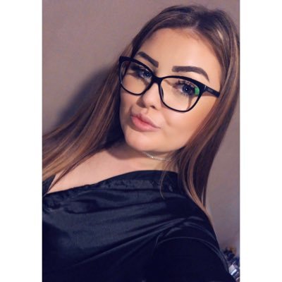 Courtney98X's profile picture. 