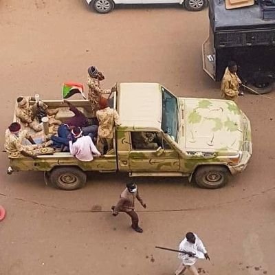 صور ومقاطع فيديو توثق للثورة السودانية