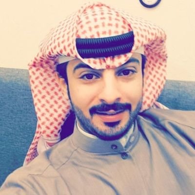 يبقى الانسان في هذه الحياة مثل قلم الرصاص تبريه العثرات ليكتب بخط اجمل وهكذا حتى ينفي القلم فلا يبقى له الا جميل ماكتب ..