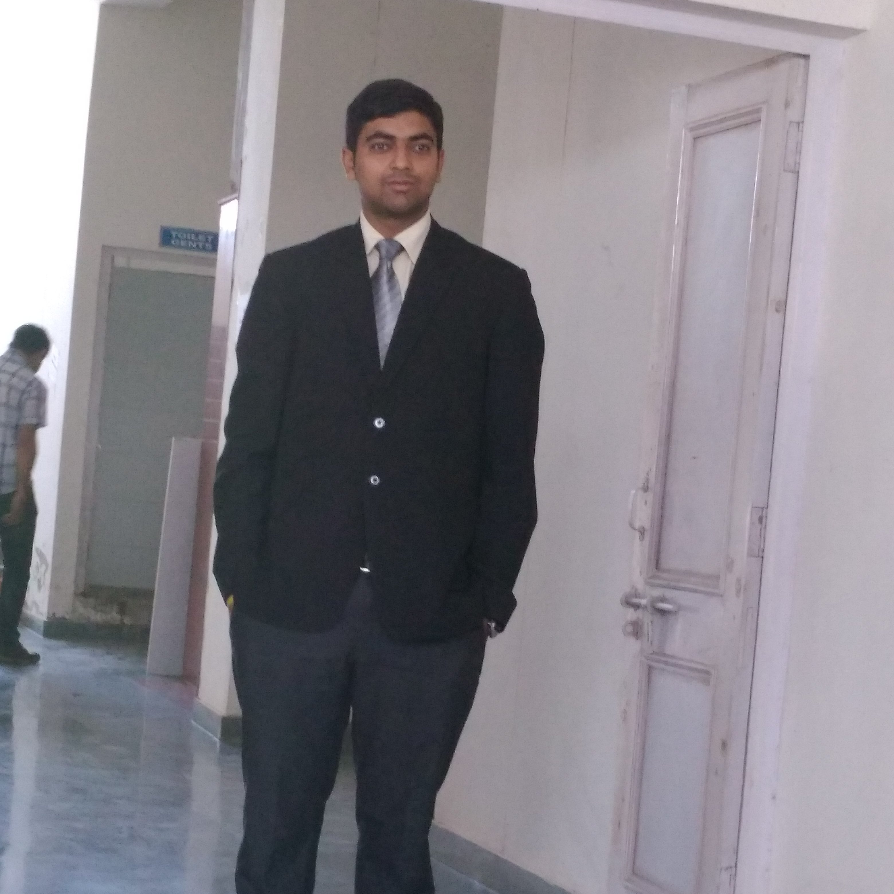 sood_nivesh's profile picture. 