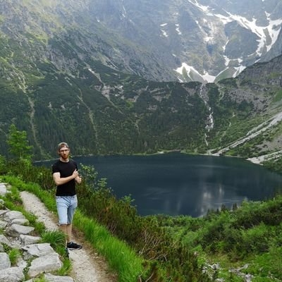 benginge's profile picture. Living is loving, when the shore meets the sea