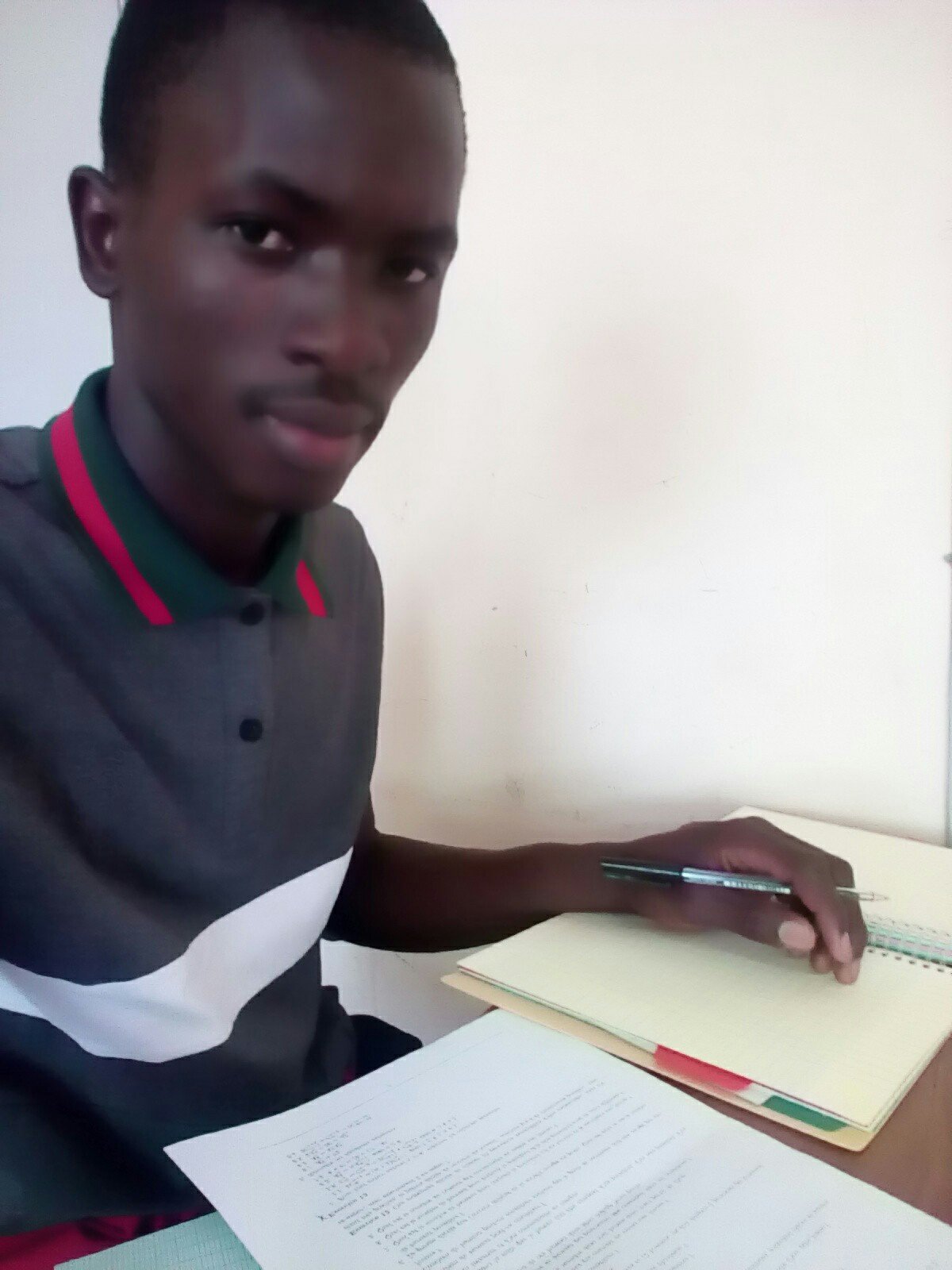 Khalil74804106's profile picture. lecture