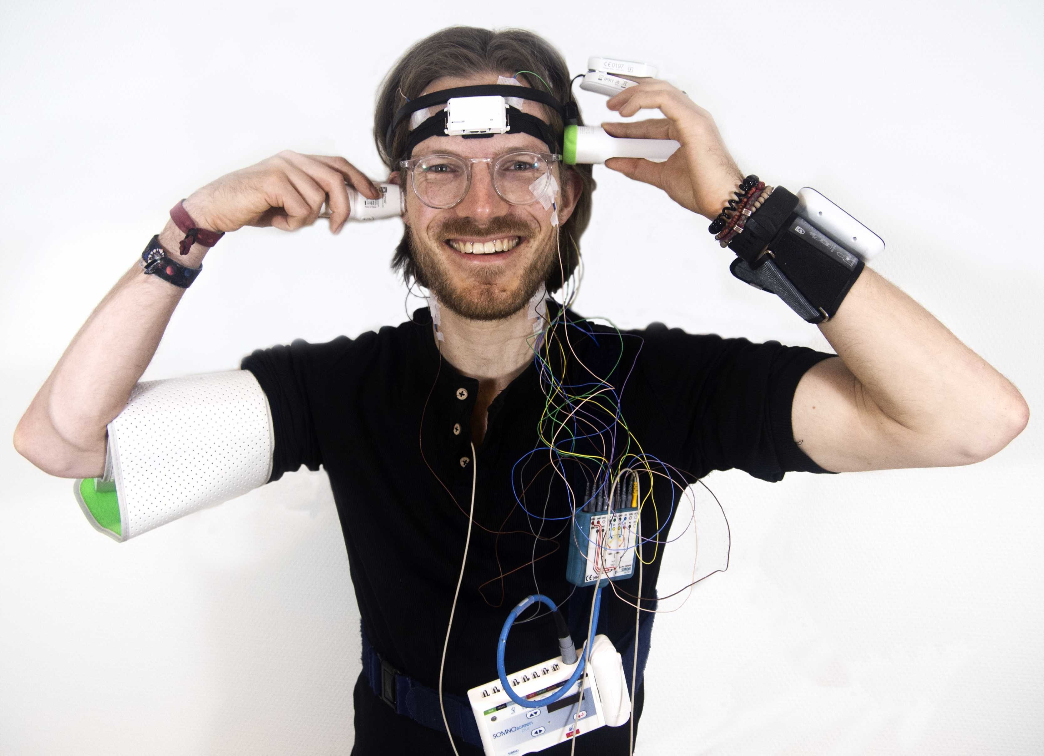 I am a scientist, and I test wearables for their scientific accuracy in my free time: https://t.co/tplqIRKXq7