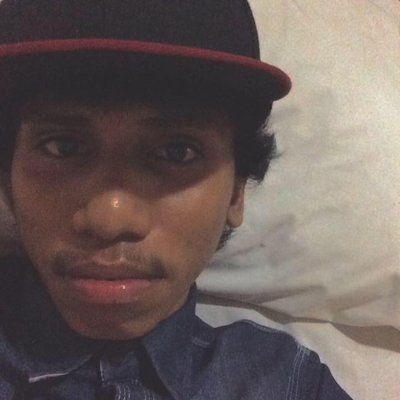 DontCallMeHey's profile picture. || i love music more then i love eat ||  Games, Animals, draw, music, movies, concerts || Playlist: https://t.co/CHsF7B509R…