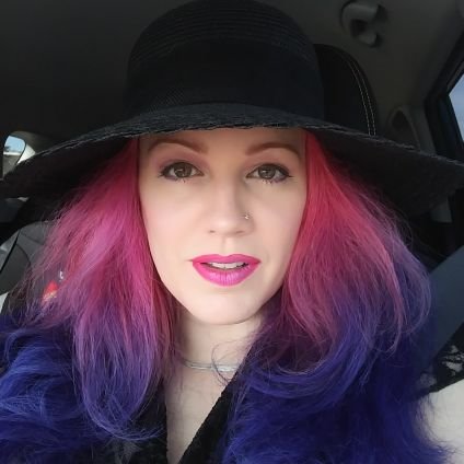 Songbird, creator, theatre geek, gamer and devourer of scifi & fantasy novels.