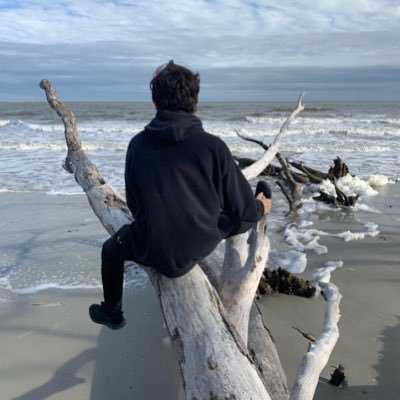 sam_yeargan's profile picture. "If you're willing to walk the path of a dreamer anything is possible"