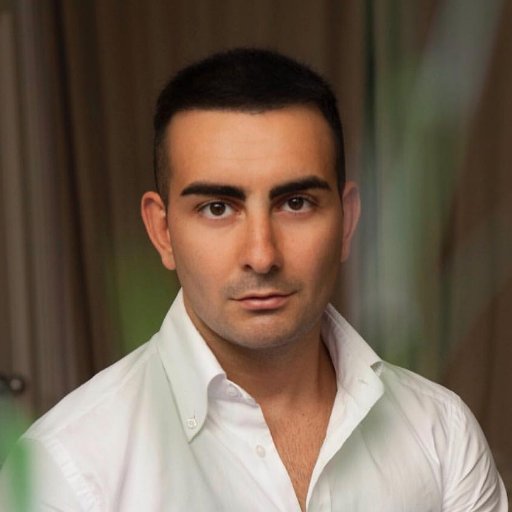 R_deBernardinis's profile picture. È uscito il mio libro “Non è mai troppo presto”
Forbes #30Under30
Founder @ Ernesto, marketplace finding any local pro
Rome | Milan | USA